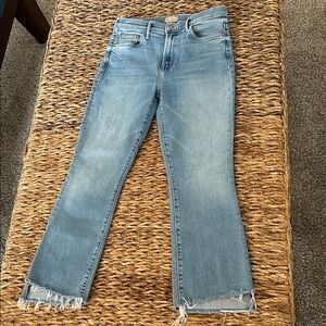 MOTHER The Insider Crop Step Fray Jeans light blue